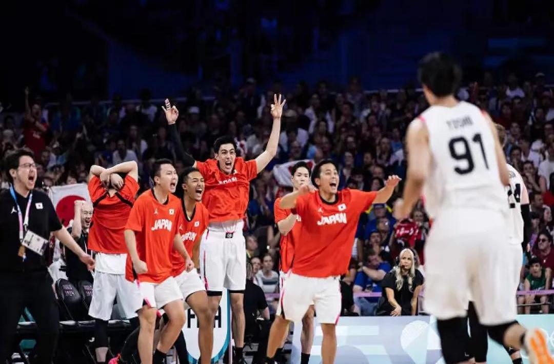 东京奥运会篮球比赛预热队伍备战状态火爆