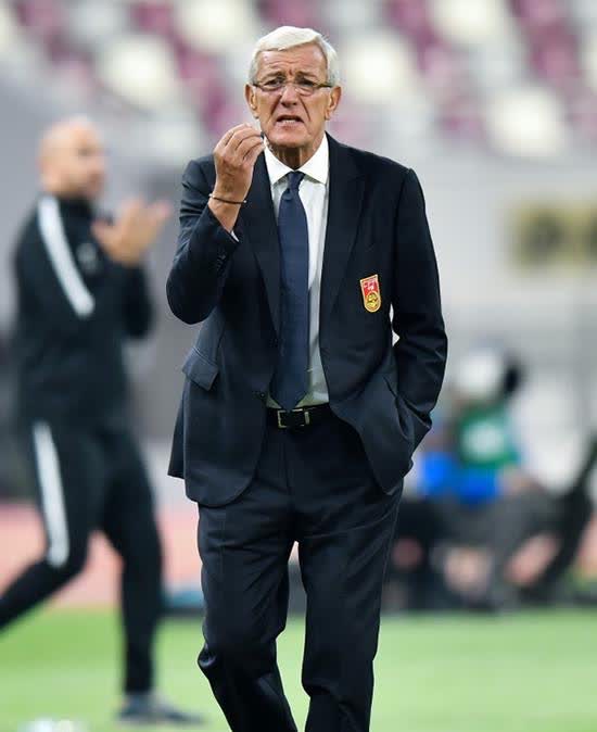 0-4！比国足还差，亚洲冠军10轮0胜，仅积5分沦为垫底，一蹶不振